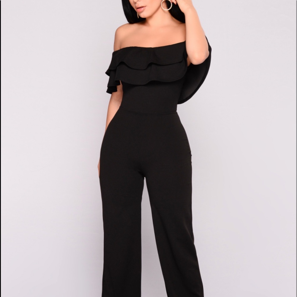 Black ruffle jumpsuit- NEW